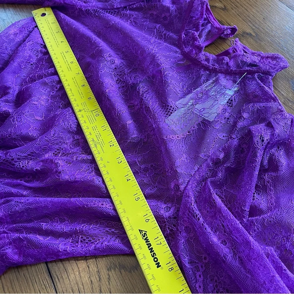 Banana republic purple high neck lace peplum top XS petite - Picture 6 of 14